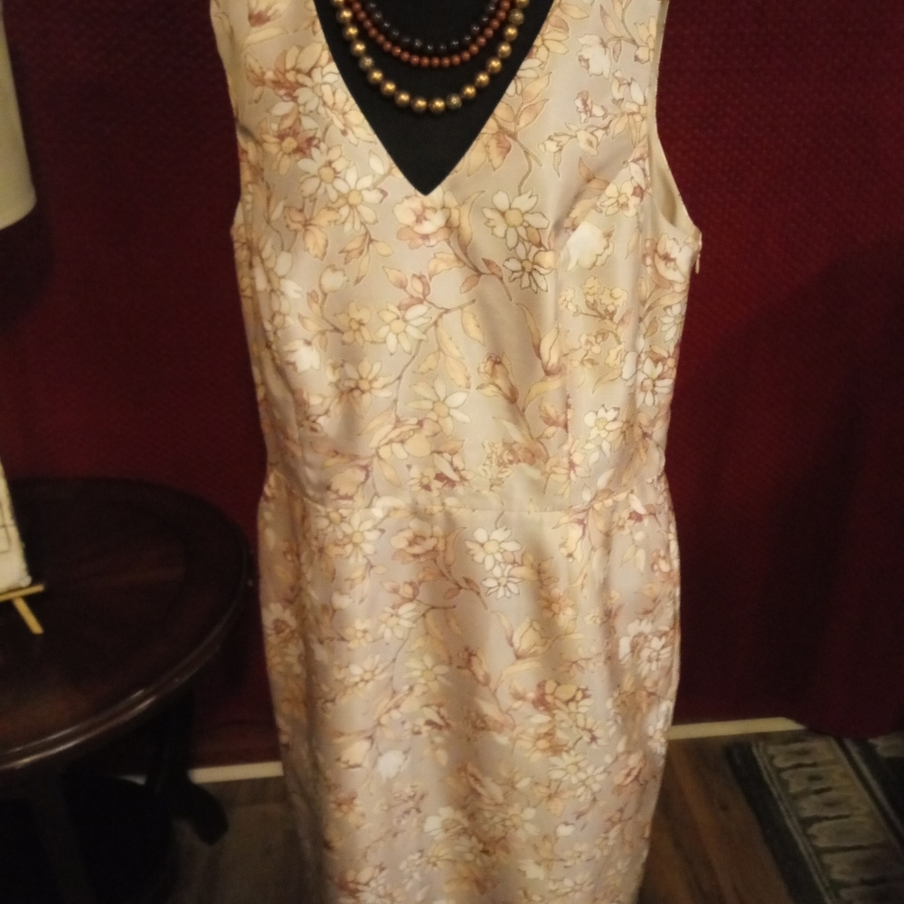 John Meyers Collection floral print dresss